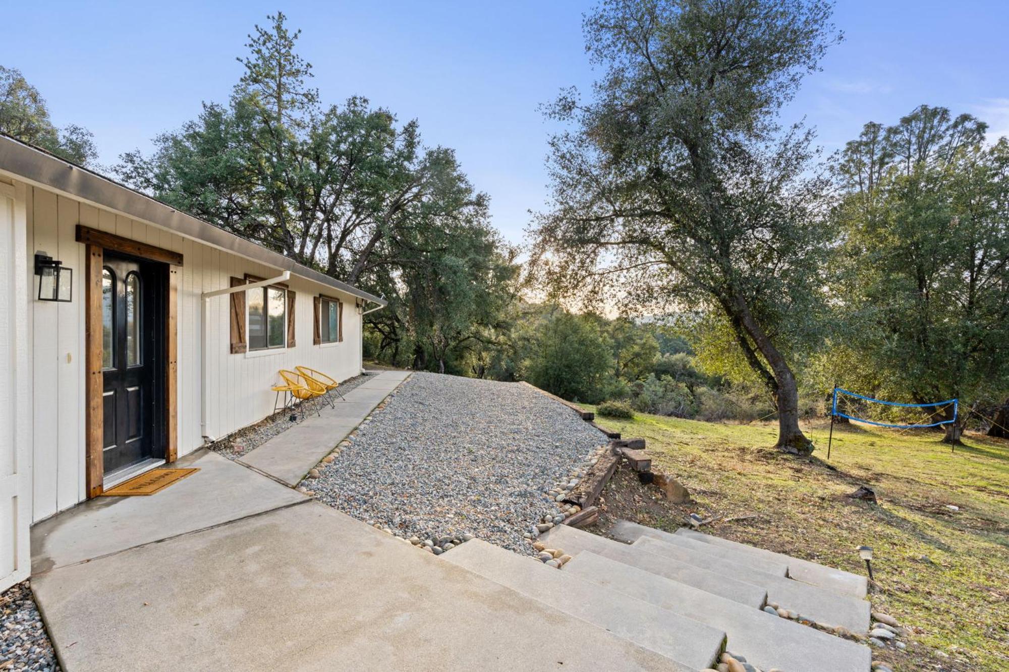 Villa Secluded Mtn Family Haven With Spa, Views & Arcade Oakhurst