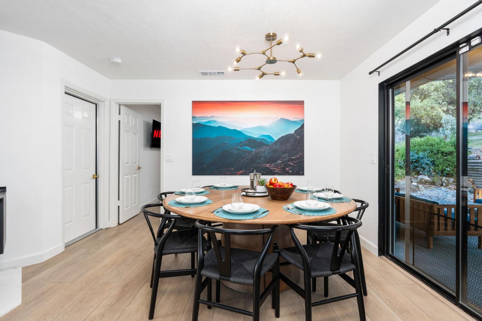 Secluded Mtn Family Haven With Spa, Views & Arcade Villa Oakhurst